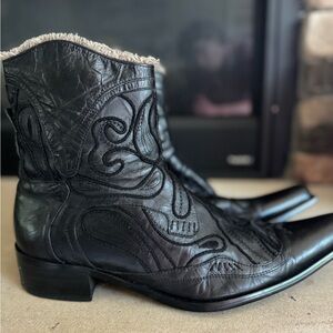 ALDO Black Leather Western-Inspired Boots with Embroidered Details.